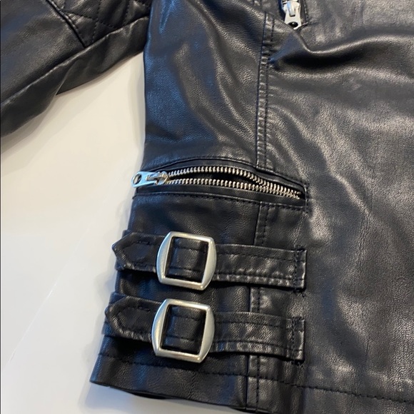 TOPSHOP faux leather jacket - Picture 3 of 5